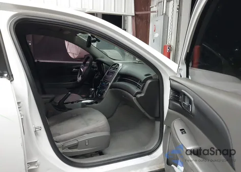 2015 Chevrolet Malibu Ls from USA, damaged, VIN 1G11B5SL3FF310824